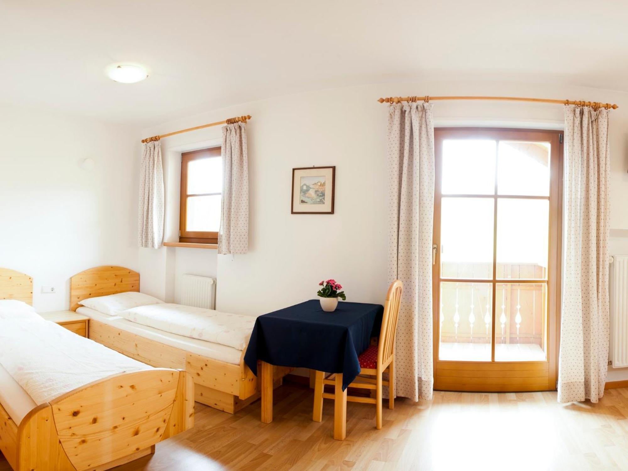 Residence Hauserhof Rodeneck Zimmer foto